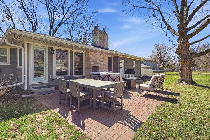 Property Photo:  15520 2nd Avenue N  MN 55447 