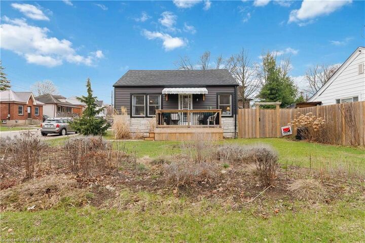 Photo de la propriété:  213 Elgin Street  ON N3S 5A7 