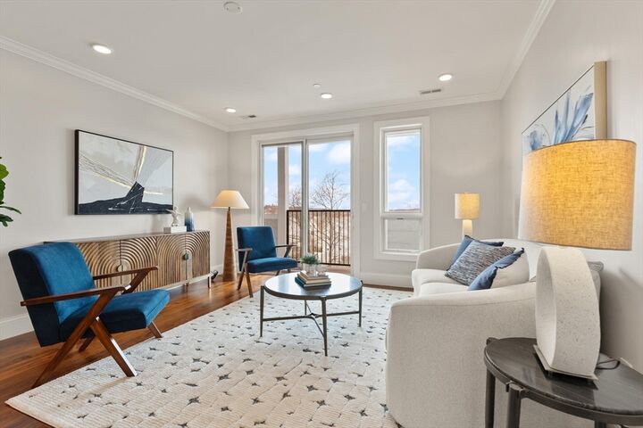 Property Photo: 519 Broadway 305 MA 02145