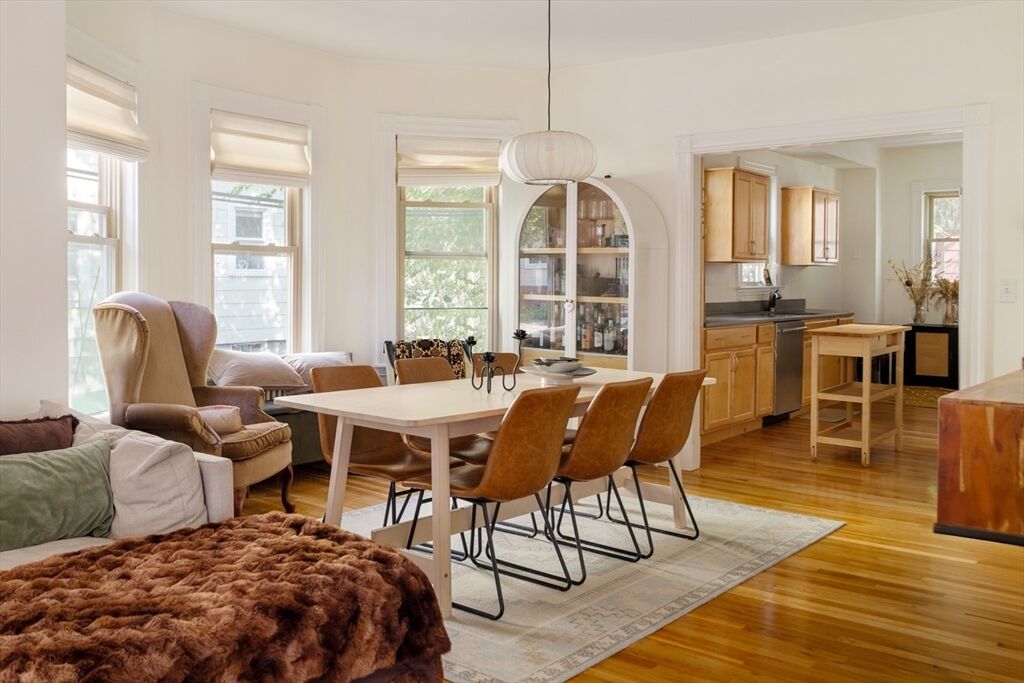 Property Photo:  21 Stone Ave #21  MA 02143 