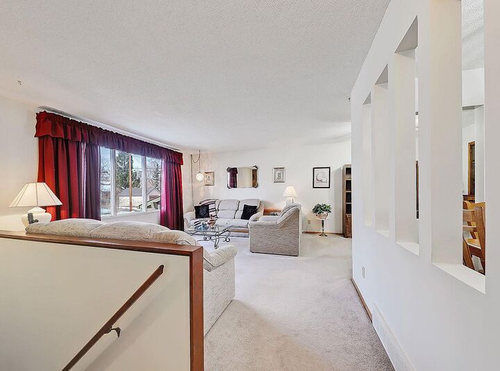 Photo de la propriété:  2220 23 Street  AB T0L 1R0 