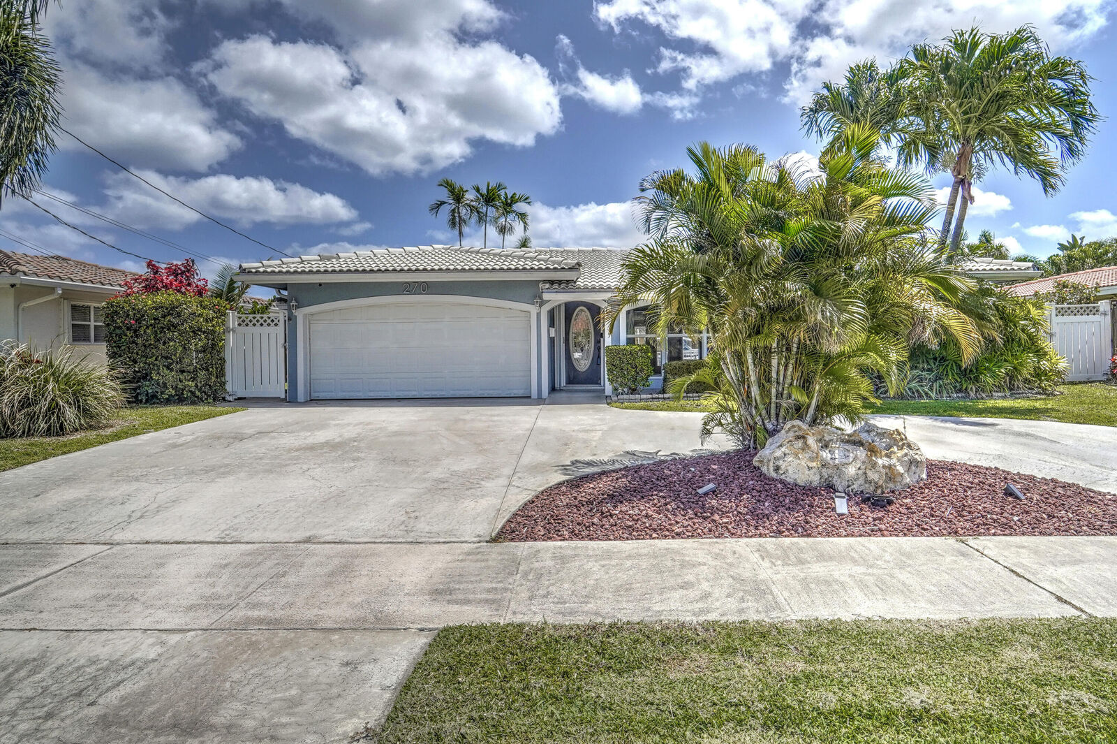 Property Photo:  270 SE 3rd Avenue  FL 33060 