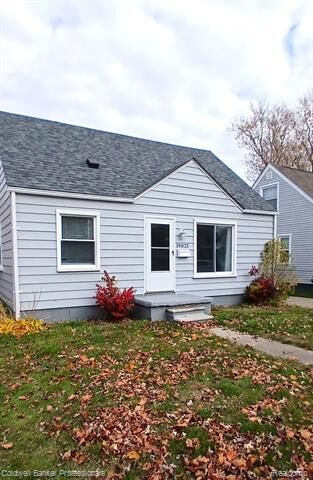Property Photo:  19021 Hazelwood Street  MI 48066 