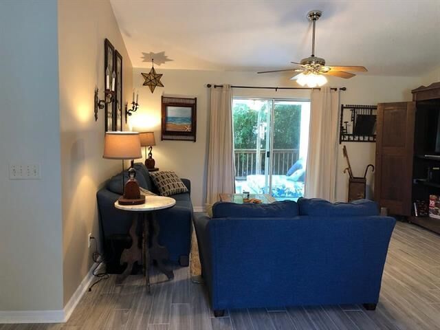 Property Photo:  84 Aloha Circle  FL 32080 