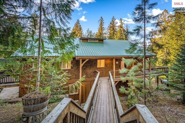 Property Photo:  1147 Wooded Acres Dr  ID 83860 