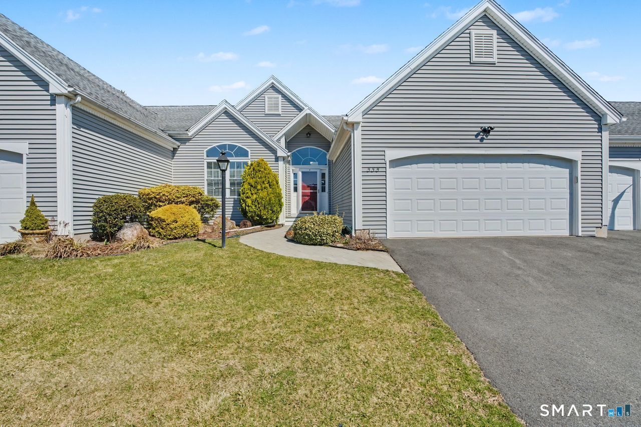 Property Photo:  555 Mohave Circle 555  CT 06484 