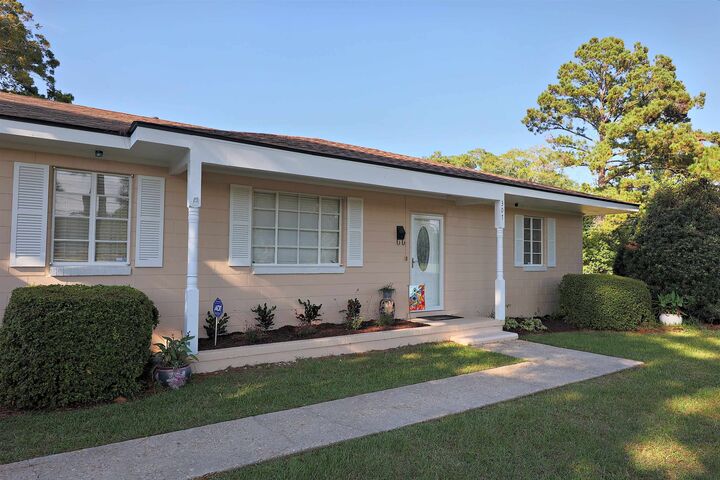 Property Photo: 307 Varnedoe Street GA 31792