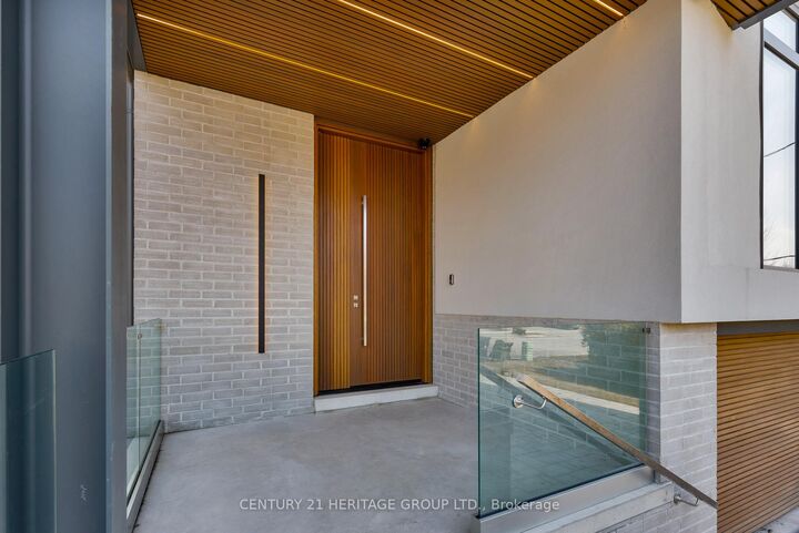 Property Photo: 21 Farrell Avenue ON M2R 1C7