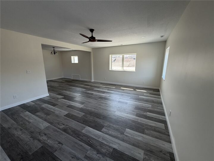 Property Photo:  775 Freeport Rd  PA 15024 