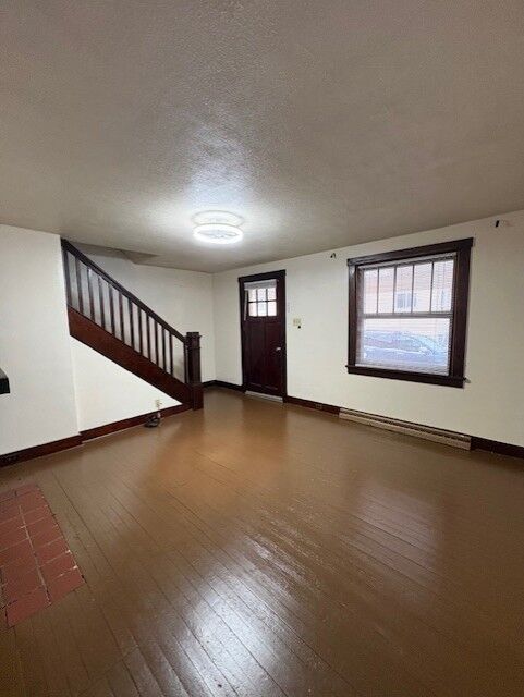 Property Photo:  906 Kable Way  PA 15108 