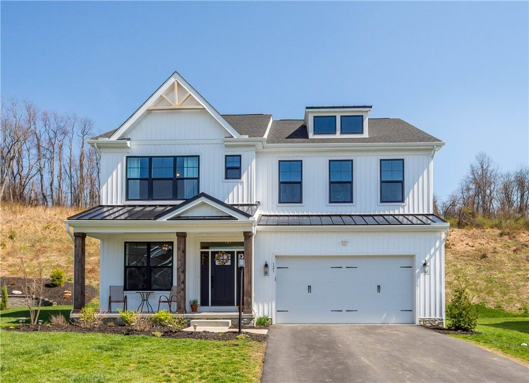 Property Photo:  121 Maggie Dr  PA 15330 