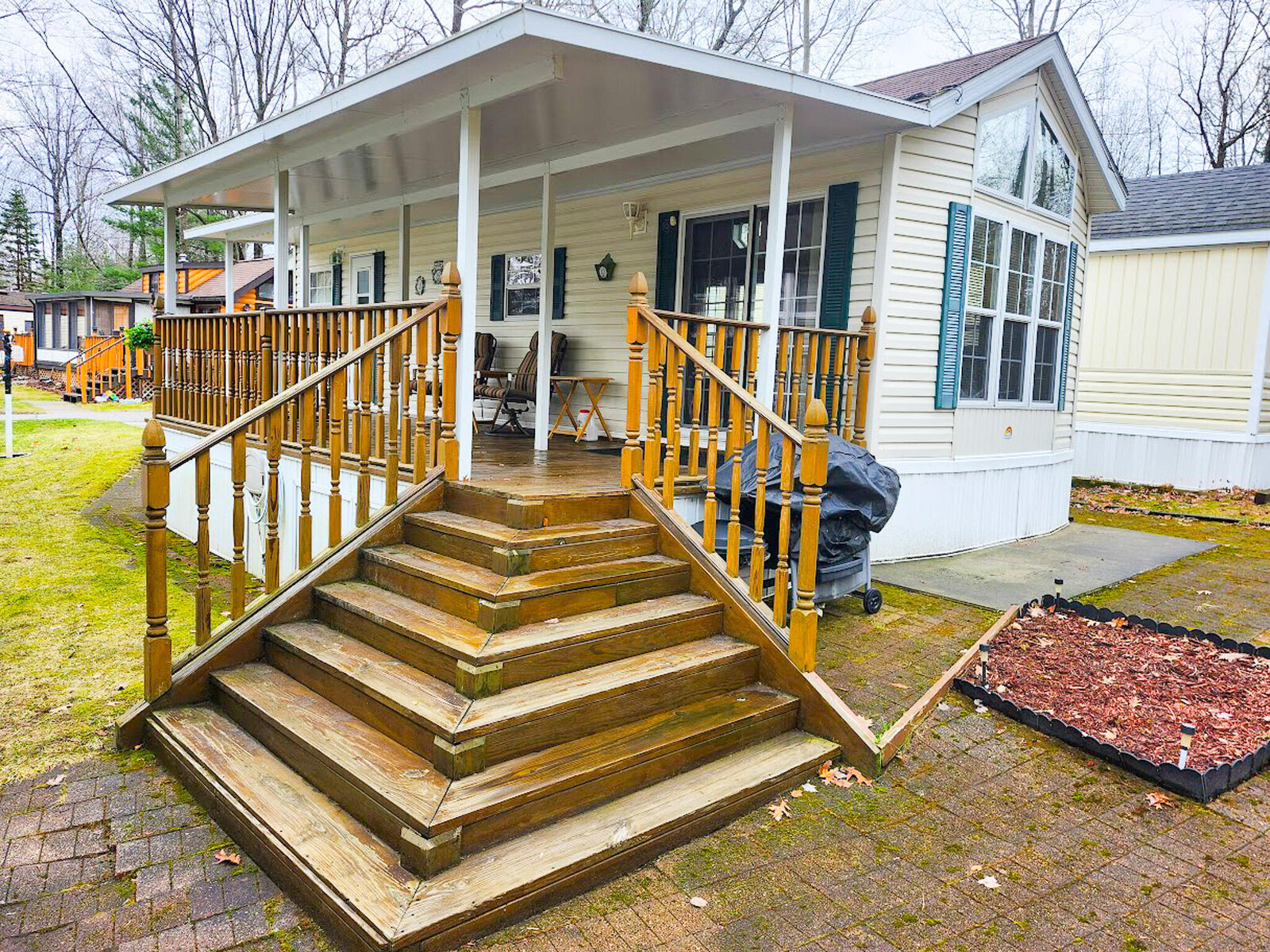 Property Photo:  2757 Owens Drive  MI 48629 