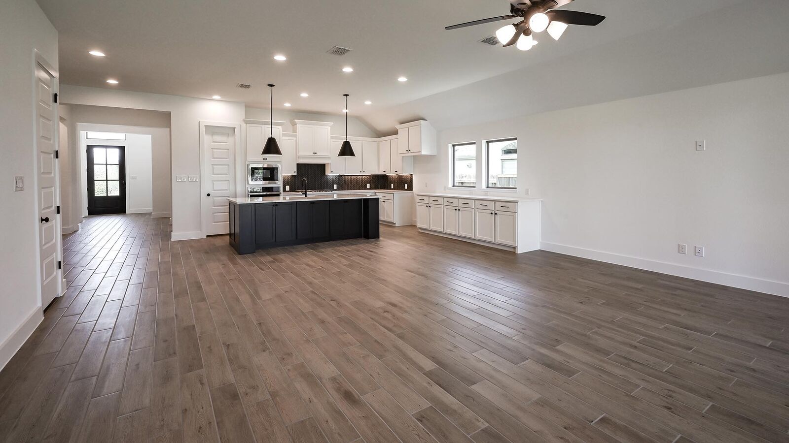Property Photo:  393 Coyote Creek Way  TX 78640 
