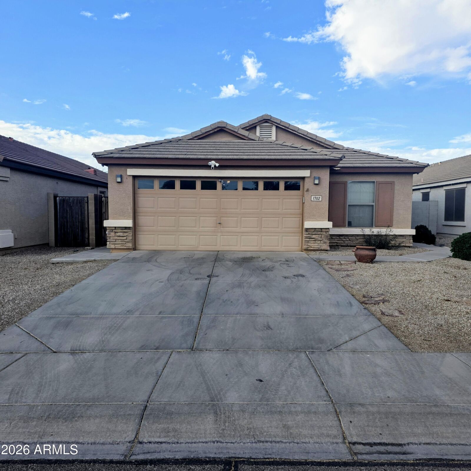 Property Photo:  1702 E Nancy Avenue  AZ 85140 