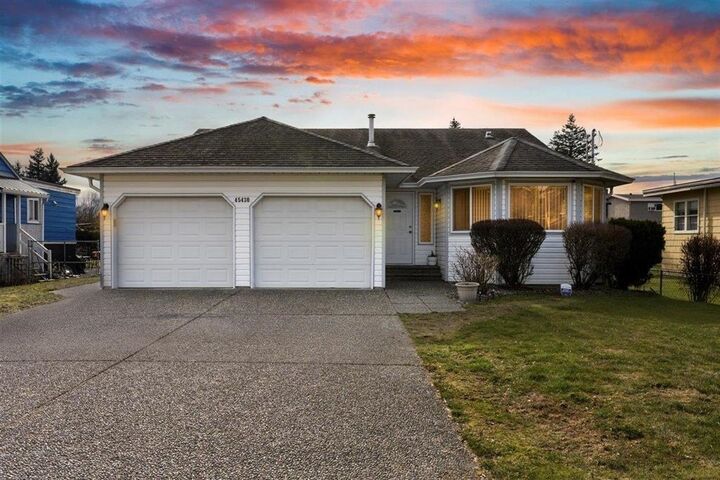 Property Photo:  45430 Bernard Avenue  BC V2P 1H4 