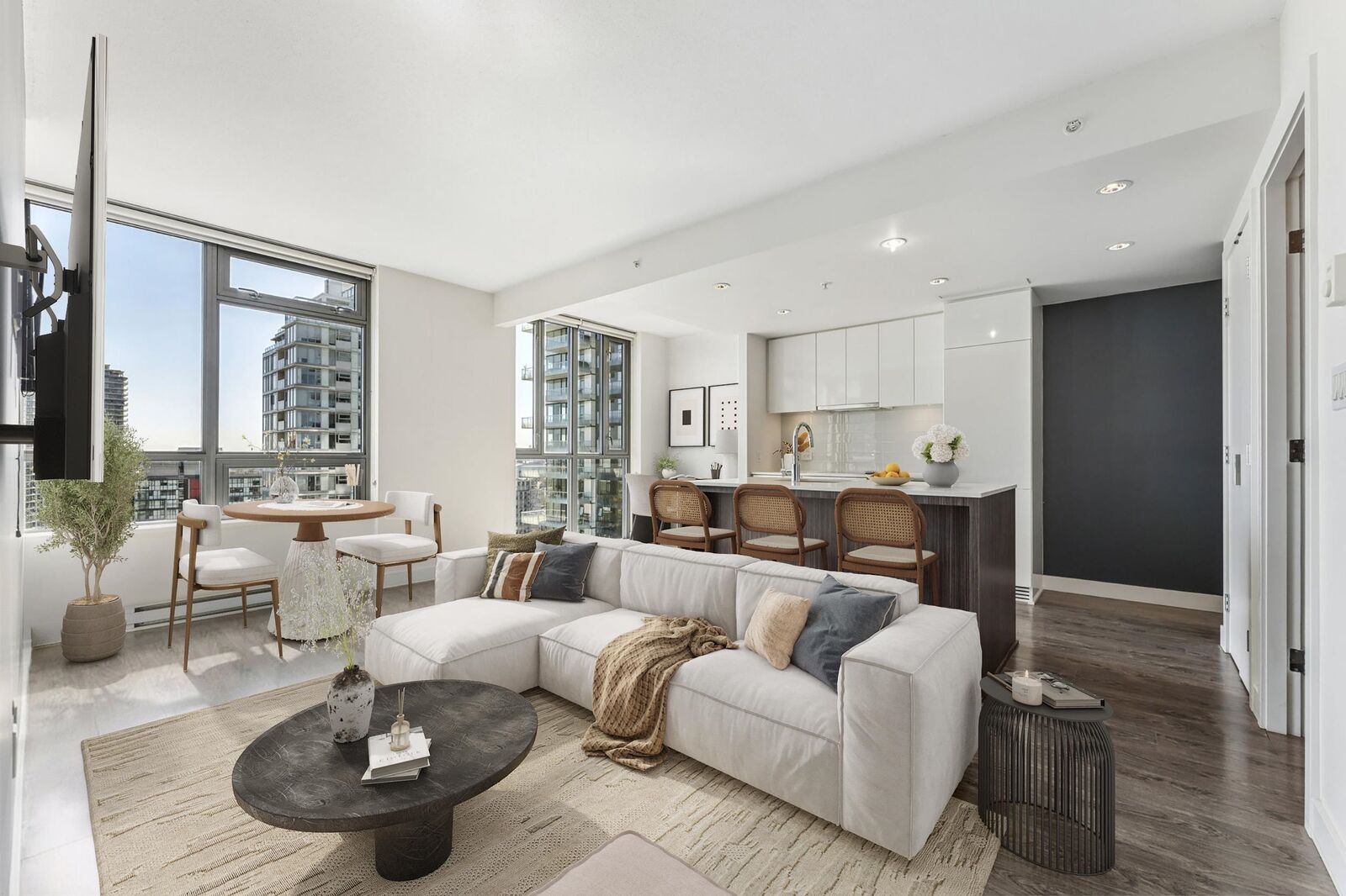Property Photo: 1308 Hornby Street 2506 BC V6Z 0C5
