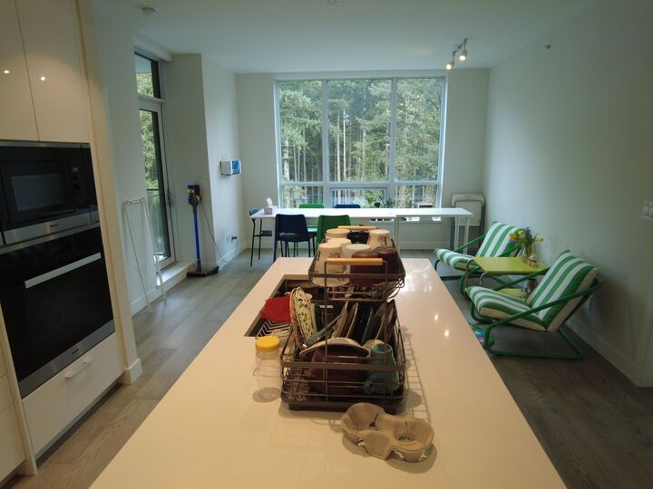 Property Photo:  5608 Berton Avenue 1105  BC V6S 0M6 