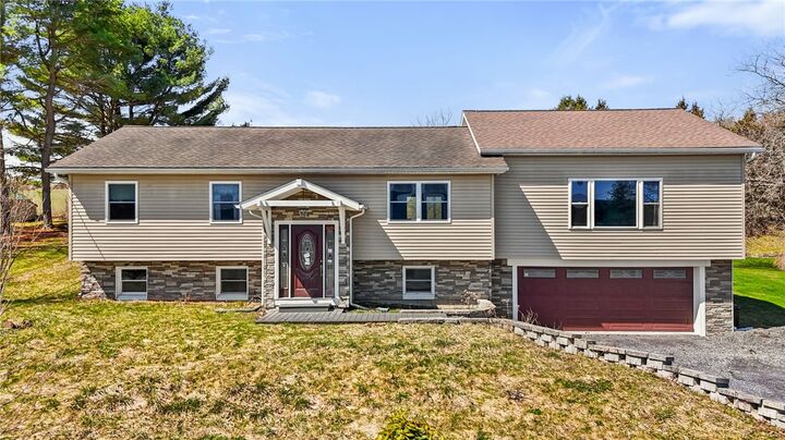 Property Photo:  4339 Alexandria Drive  NY 13045 