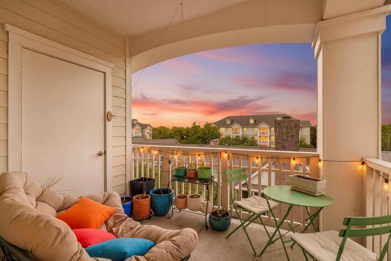 Property Photo:  2244 Ashley Crossing Drive Unit 231  SC 29414 