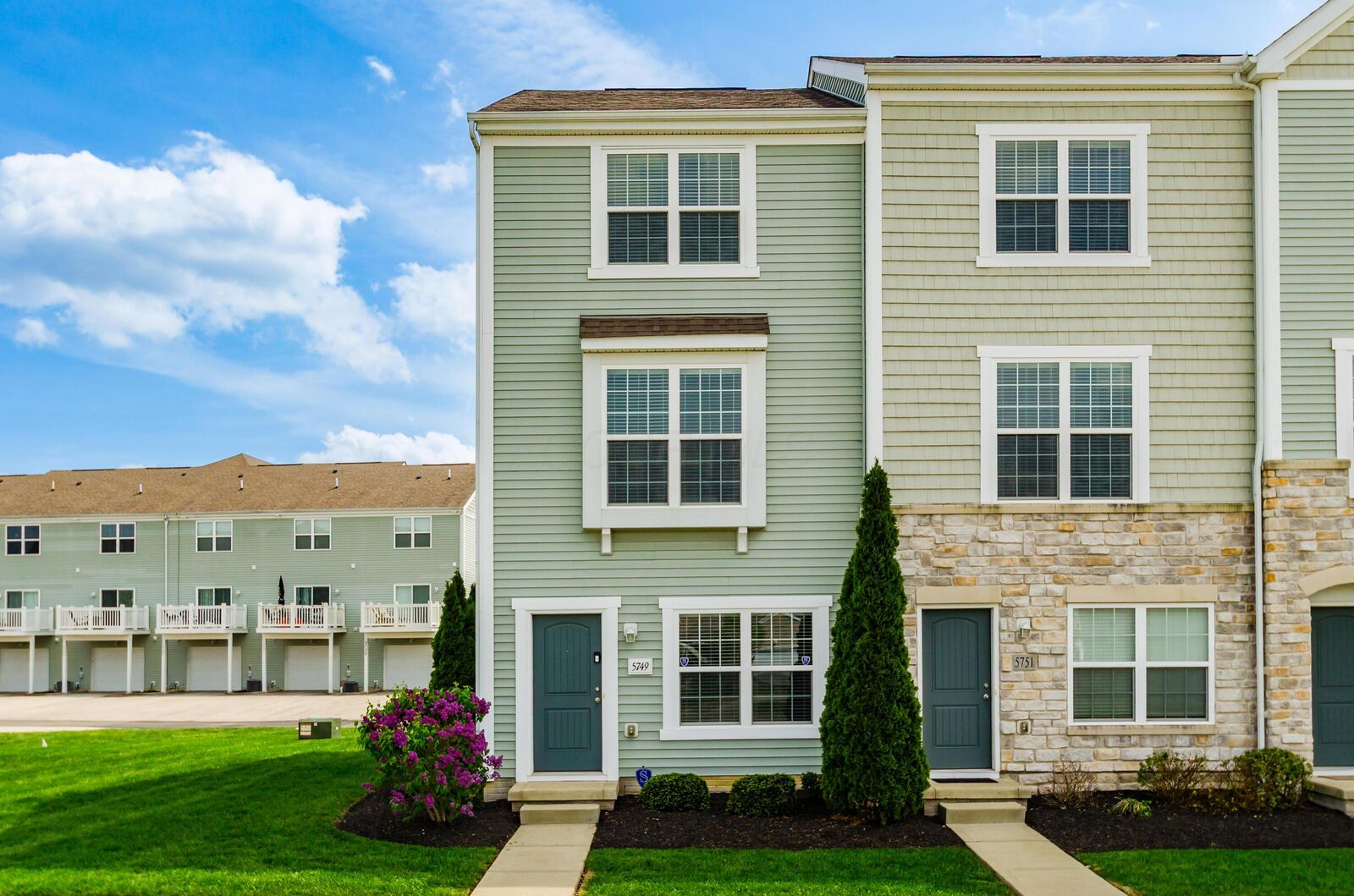 Property Photo:  5749 Passage Creek Drive  OH 43016 