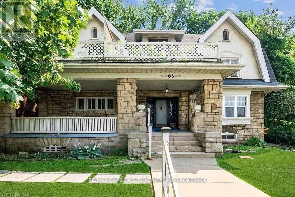 Property Photo: 68 Arkledun Avenue ON L8N 2H8