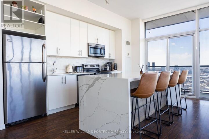 Property Photo: 105 The Queensway Avenue 3410 ON M6S 5B5