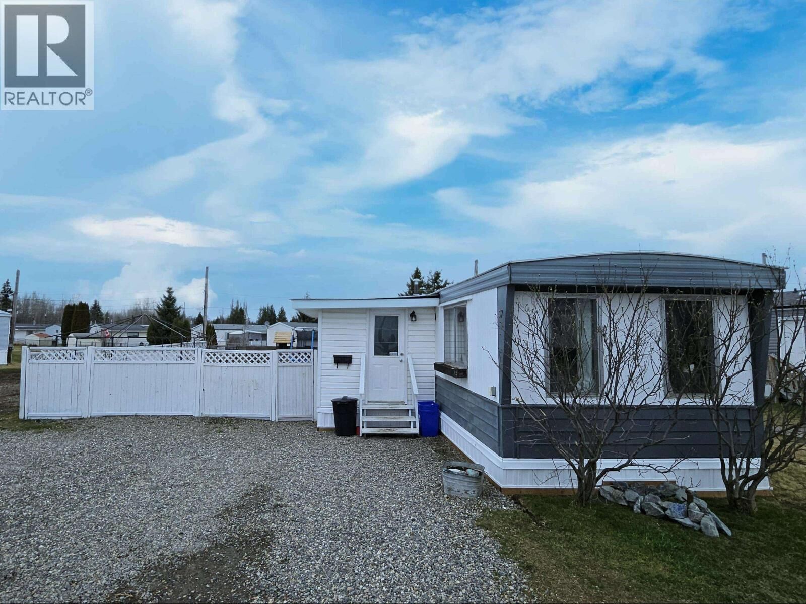 Property Photo: 634 Elm Street 57 BC V2J 3X1