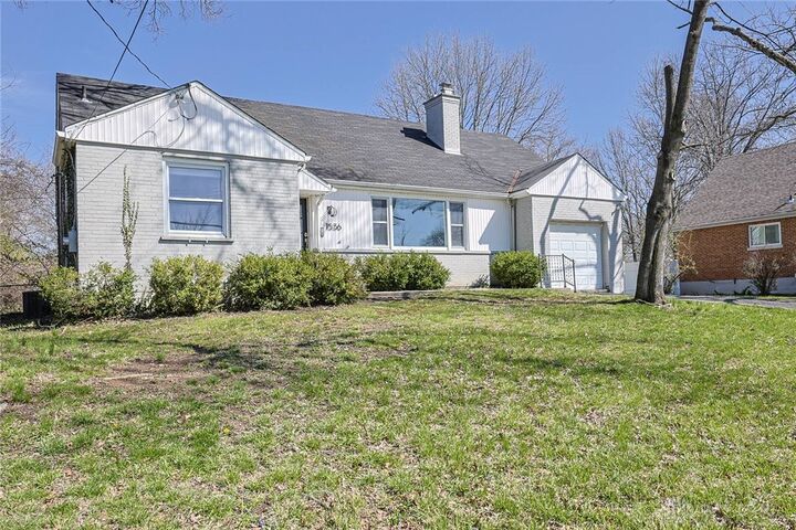 Property Photo:  1536 Saint Clair Avenue  OH 45231 