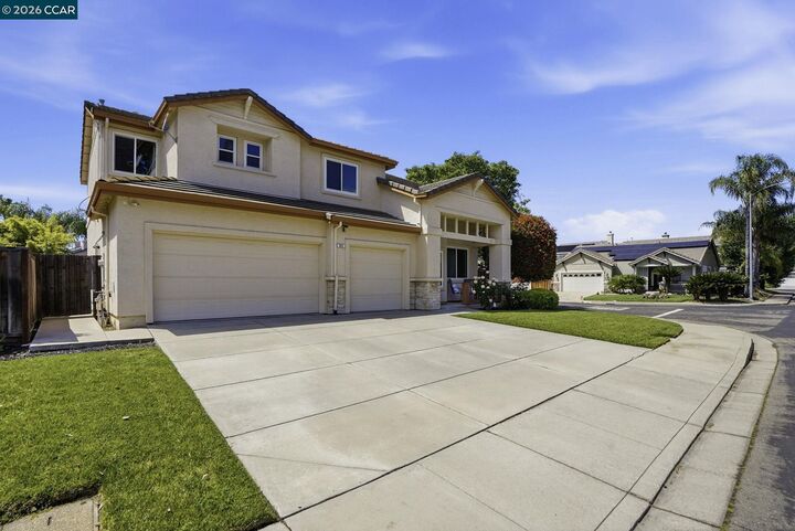 Property Photo: 823 Springhaven Rd CA 94513