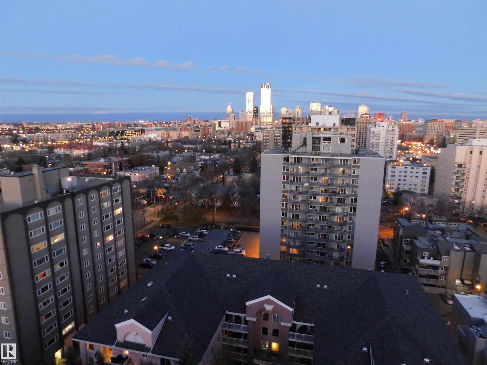 Property Photo: 10150 117 Street NW 1704 AB T5K 2J2