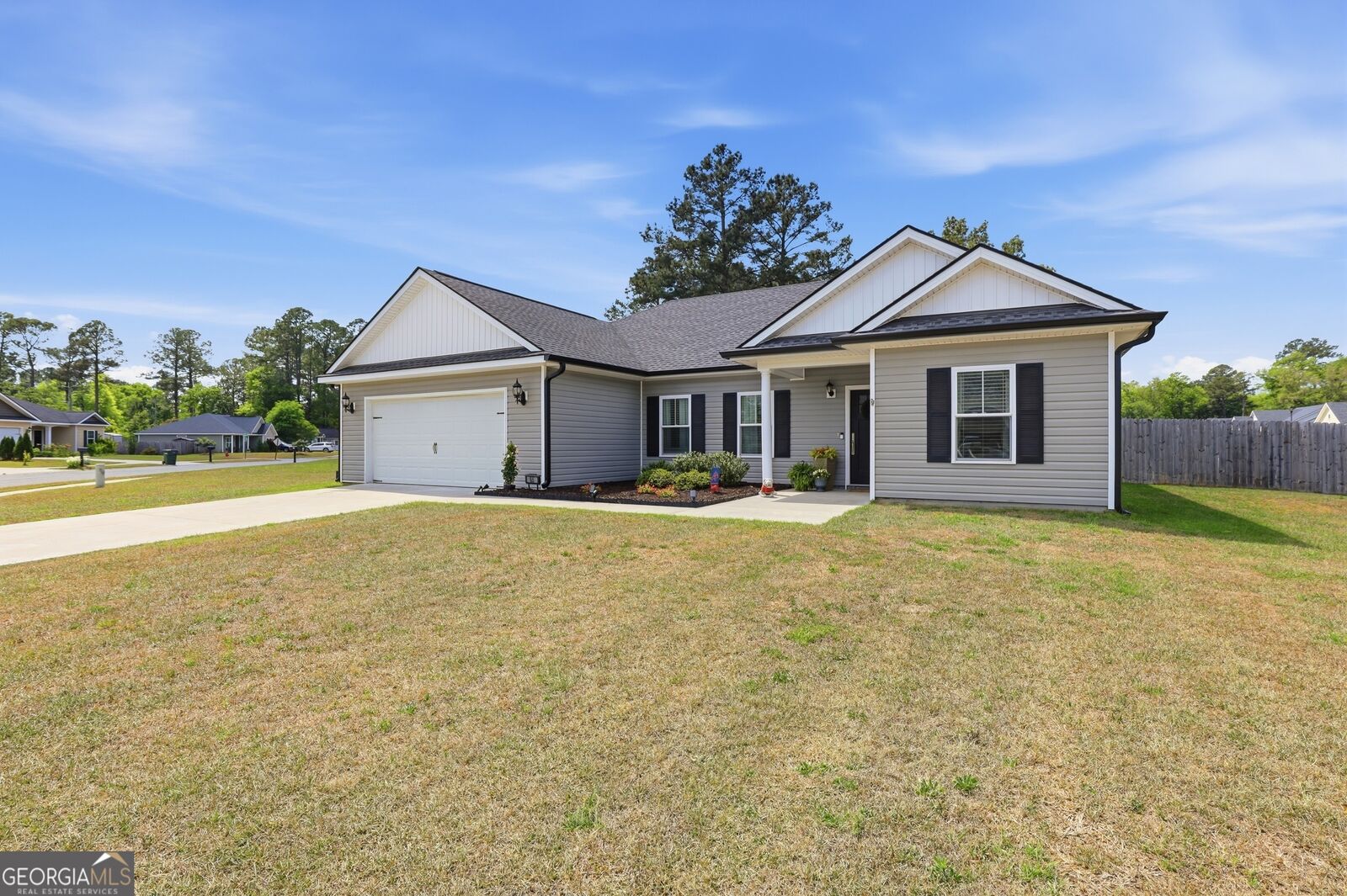 Property Photo:  65 Kayton Court  GA 31321 