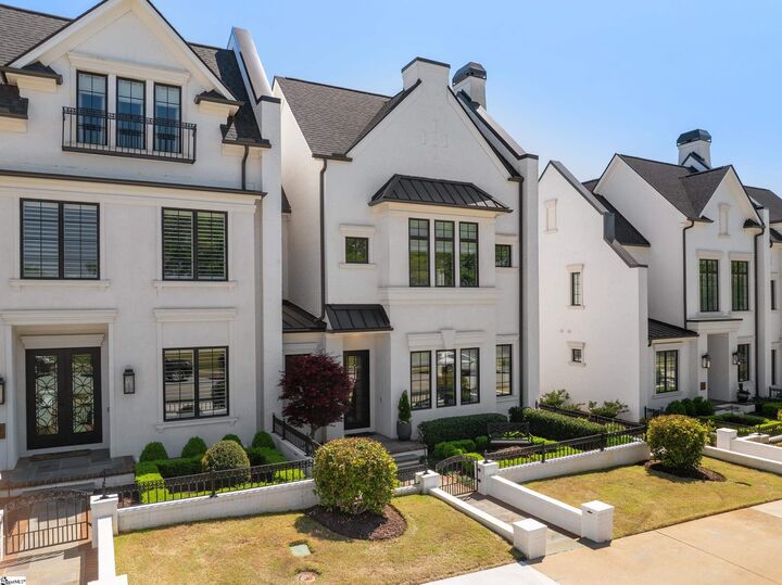 Property Photo:  41 Legacy Park Road  SC 29607 