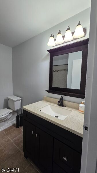 Property Photo:  808 Eves Dr 2R  NJ 08844 