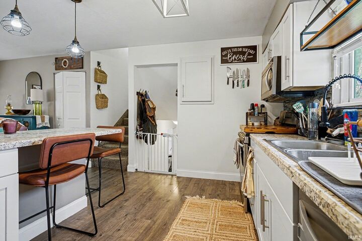 Property Photo:  2035 Carrbridge Court  IN 46614-3514 