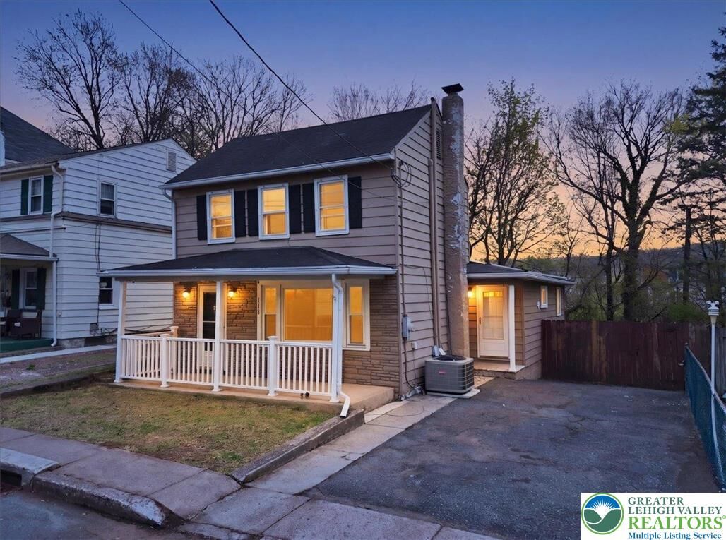 Property Photo: 446 W Saint Joseph Street PA 18042