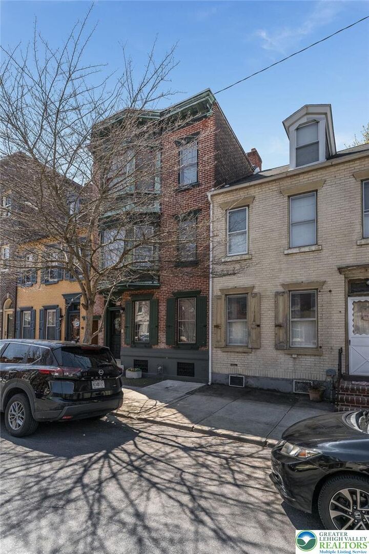 Property Photo:  132 N 11th Street  PA 18102 