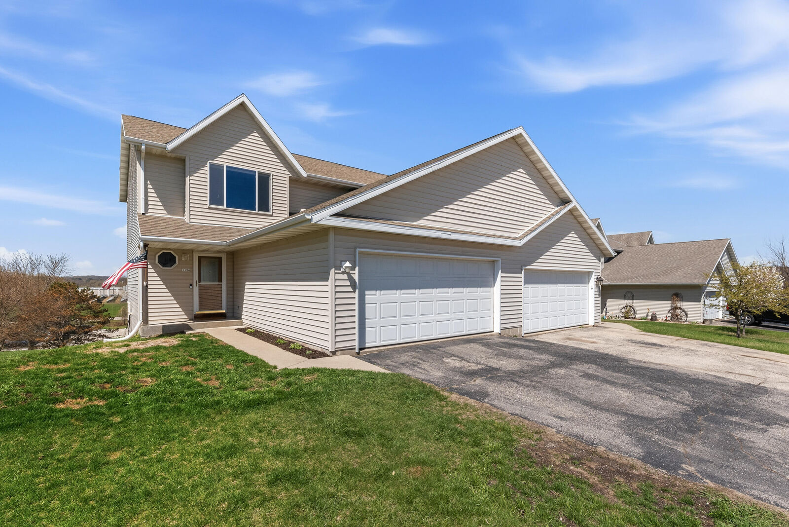 Property Photo:  1126 Autumn Dr  WI 53090 