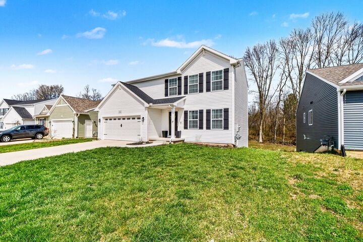 Property Photo:  375 N Tannenbaum Trail NE  MI 49319 