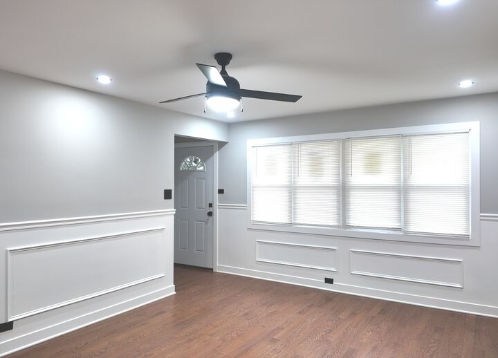 Property Photo:  210 Calumet Boulevard  IL 60426 