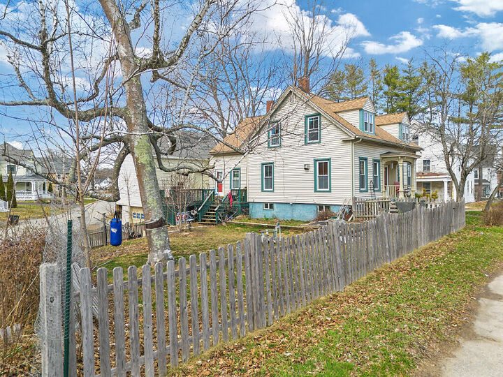Property Photo:  131 Brunswick Avenue  ME 04345 