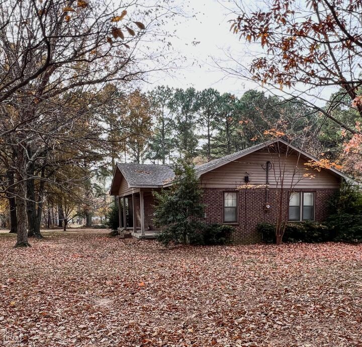 Property Photo:  170 County Road 409  AR 72404 