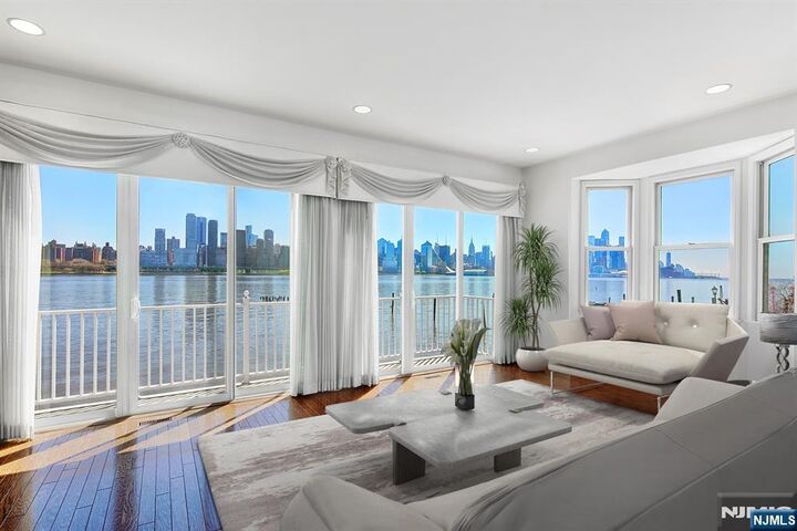 Property Photo:  470 Buffalo Court  NJ 07093 