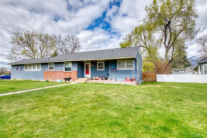 Property Photo: 711 S 4th Street MT 59840