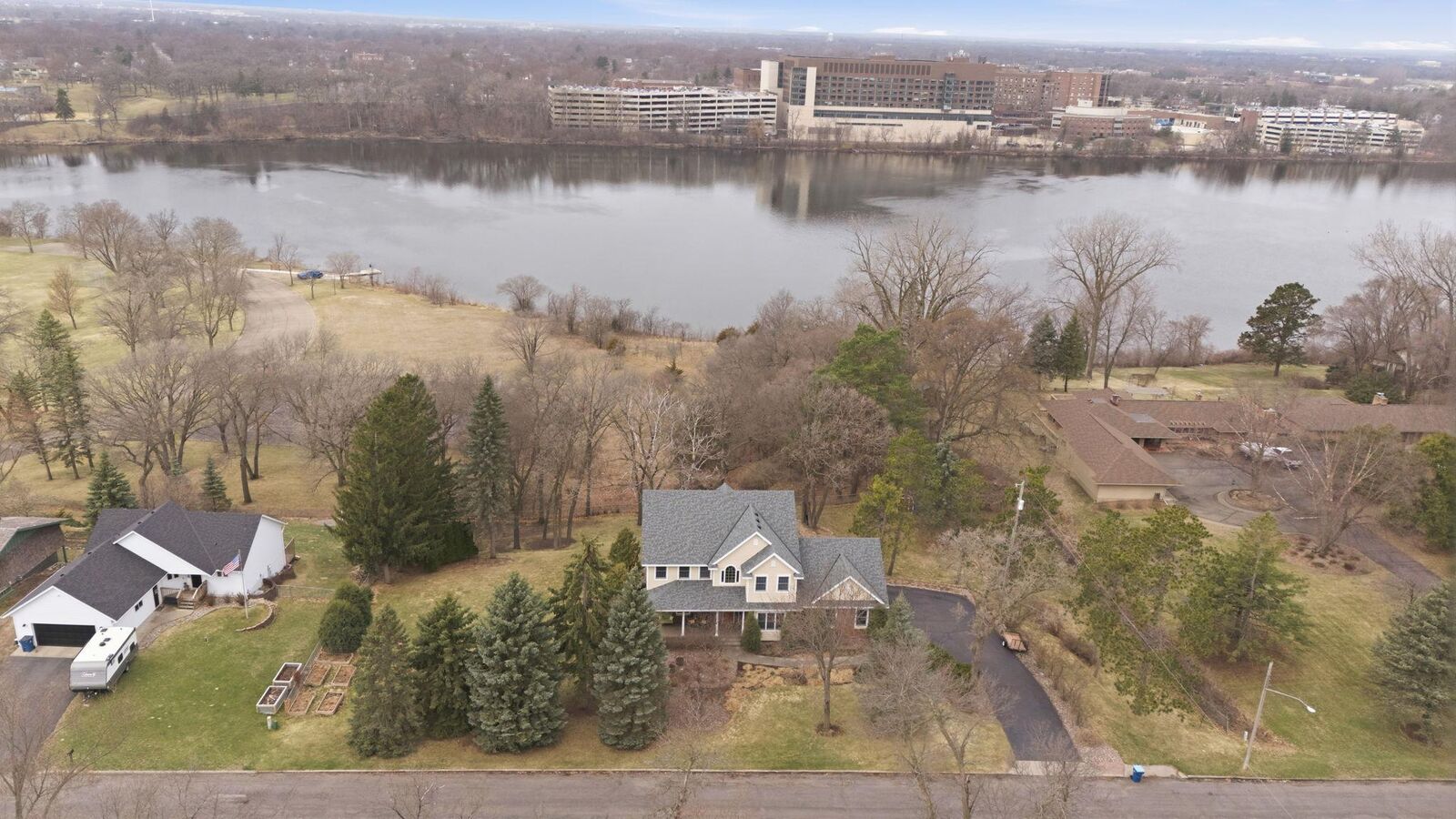 Property Photo:  1403 Broadway Ave Avenue S  MN 56379 