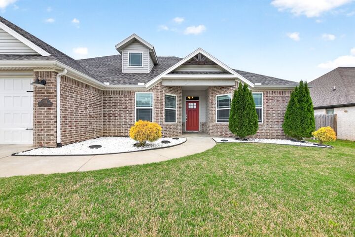 Property Photo:  1131 Spring Hollow Road  AR 72713 