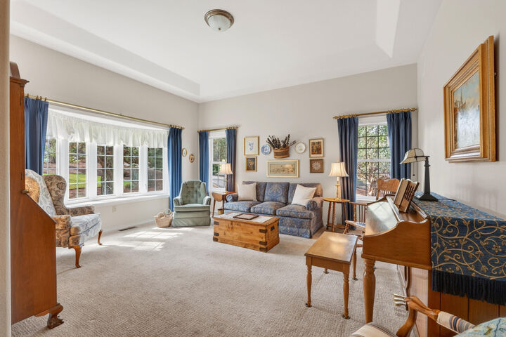 Property Photo:  719 Widgeon Road  OR 97756 