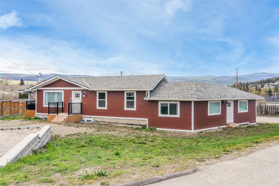 Property Photo:  1559 Duncan Court  BC V1P 1L2 