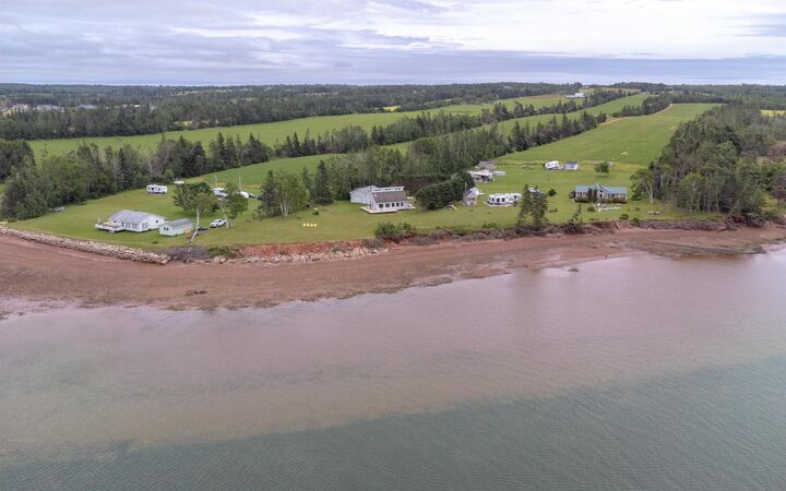 Property Photo:  4 Livingstone Court  PE C0A 1H2 