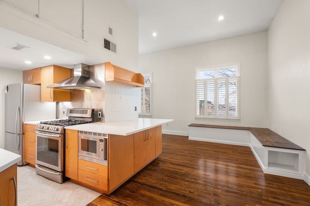 Property Photo:  420 Medford St 420  MA 02129 