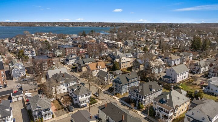 Property Photo:  13 Roslyn Street 3  MA 01970 